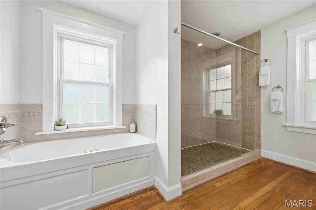 7385 Arlington Dr - Photo 2 of 50