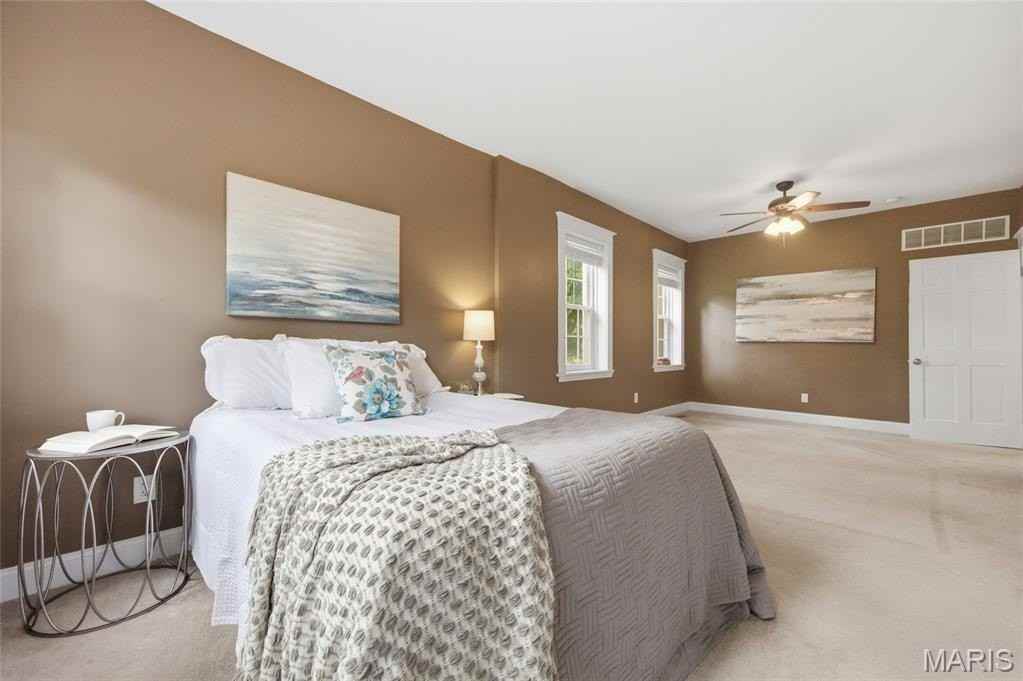 7385 Arlington Dr - Photo 5 of 50