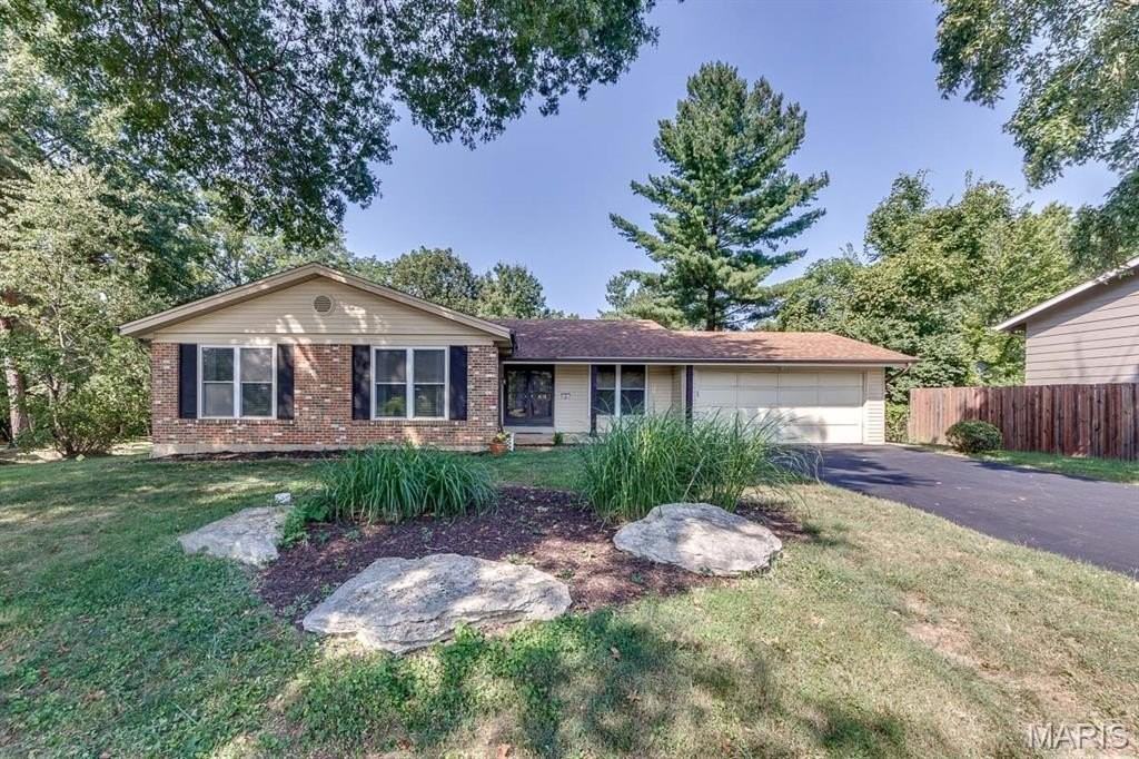 2 Great Knight Ct - Photo 2 of 50