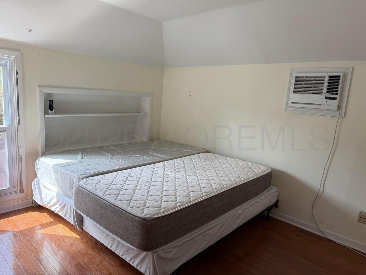 322 Wells Ave - Photo 4 of 16