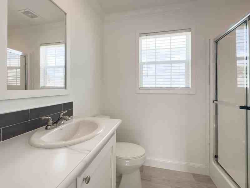 47 Connie Dr #30 - Photo 4 of 10