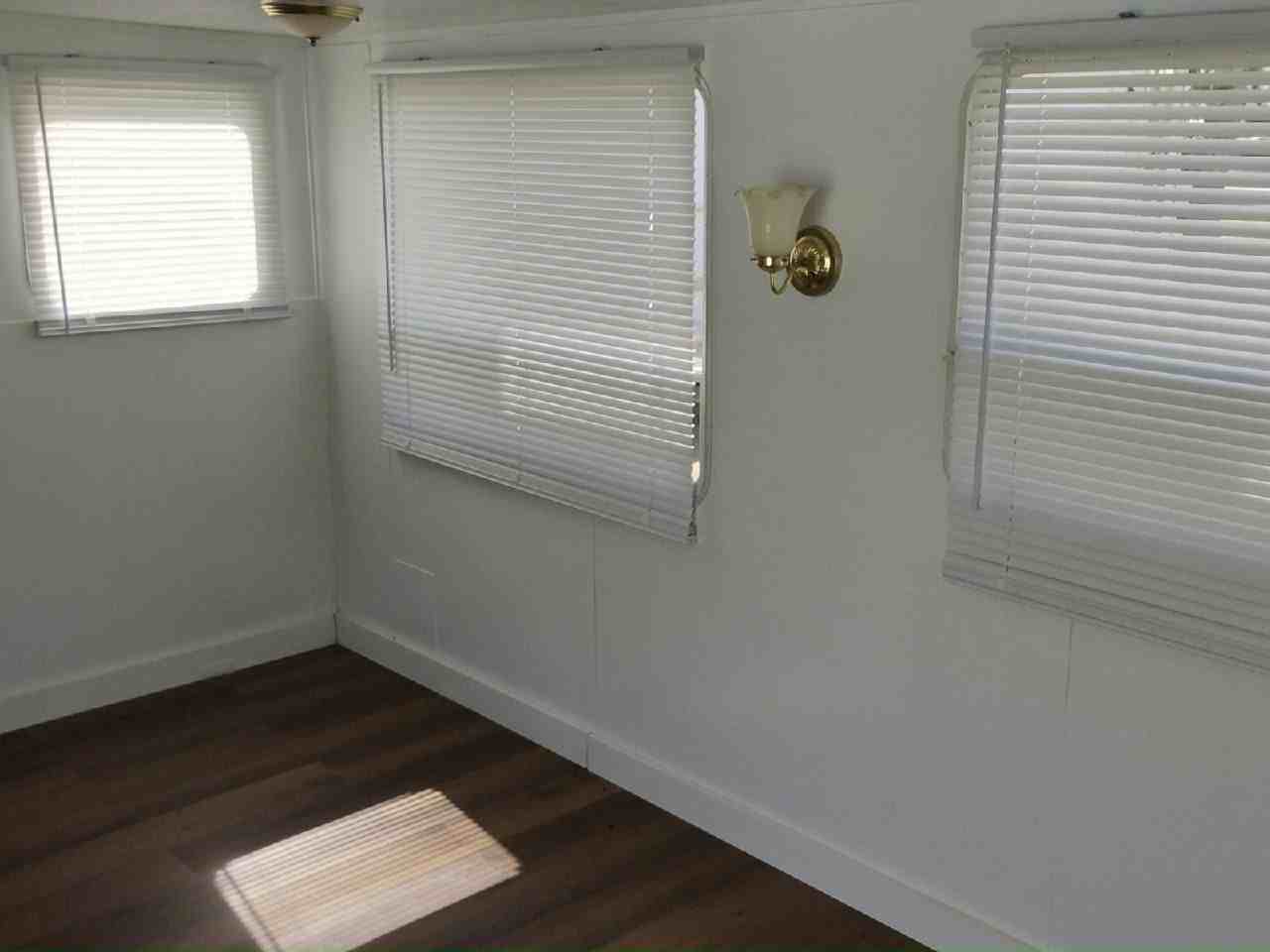 925 Ponce De Leon Blvd #24 - Photo 5 of 9