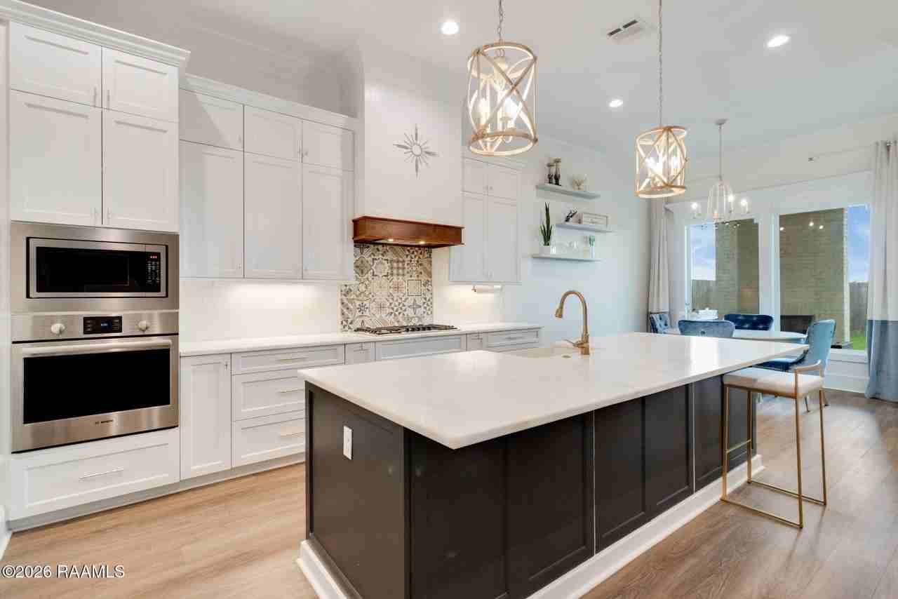 406 Last Quarter Dr - Photo 7 of 29