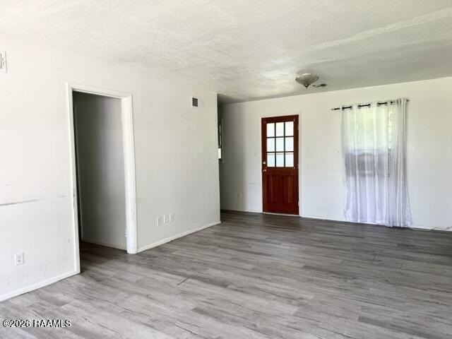136 Grand Ave - Photo 4 of 20