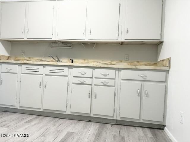 136 Grand Ave - Photo 6 of 20