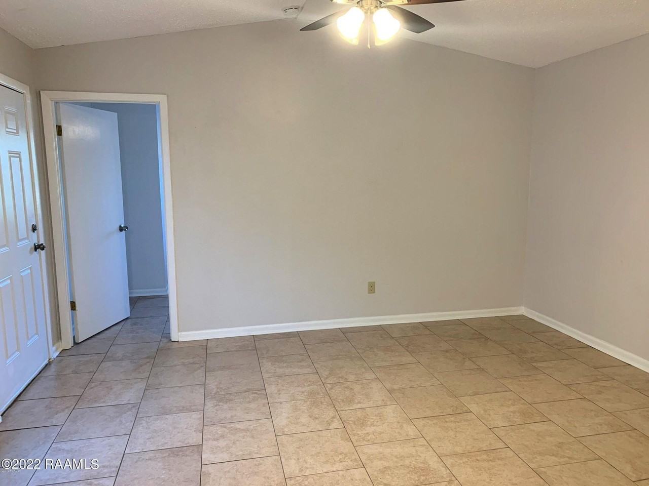 220 Briarcliff Dr - Photo 5 of 14
