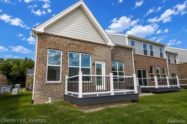49537 Coldwater Ridge Dr - Photo 3 of 42
