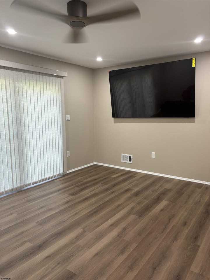 26 Cherokee Dr #26 - Photo 3 of 15