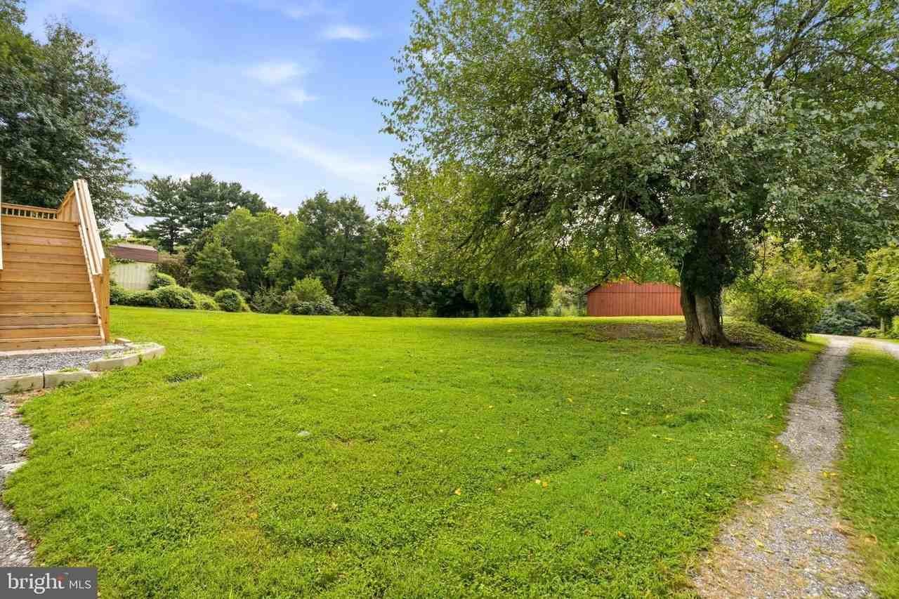8643 Ridge Rd - Photo 2 of 36