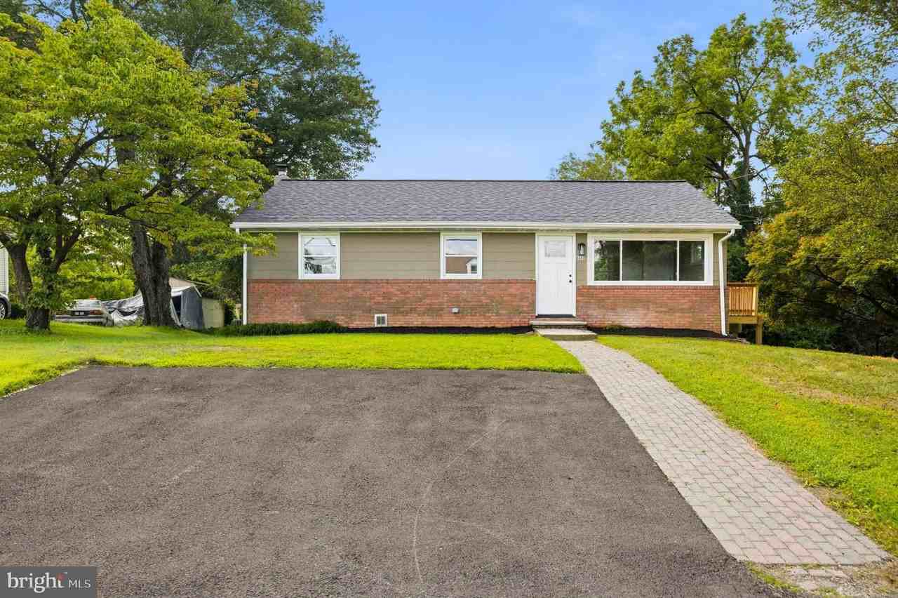 8643 Ridge Rd - Photo 4 of 36