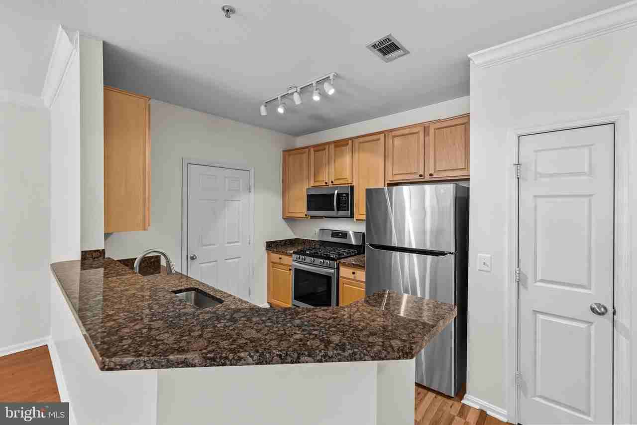 9486 Virginia Center Blvd #218 - Photo 4 of 34