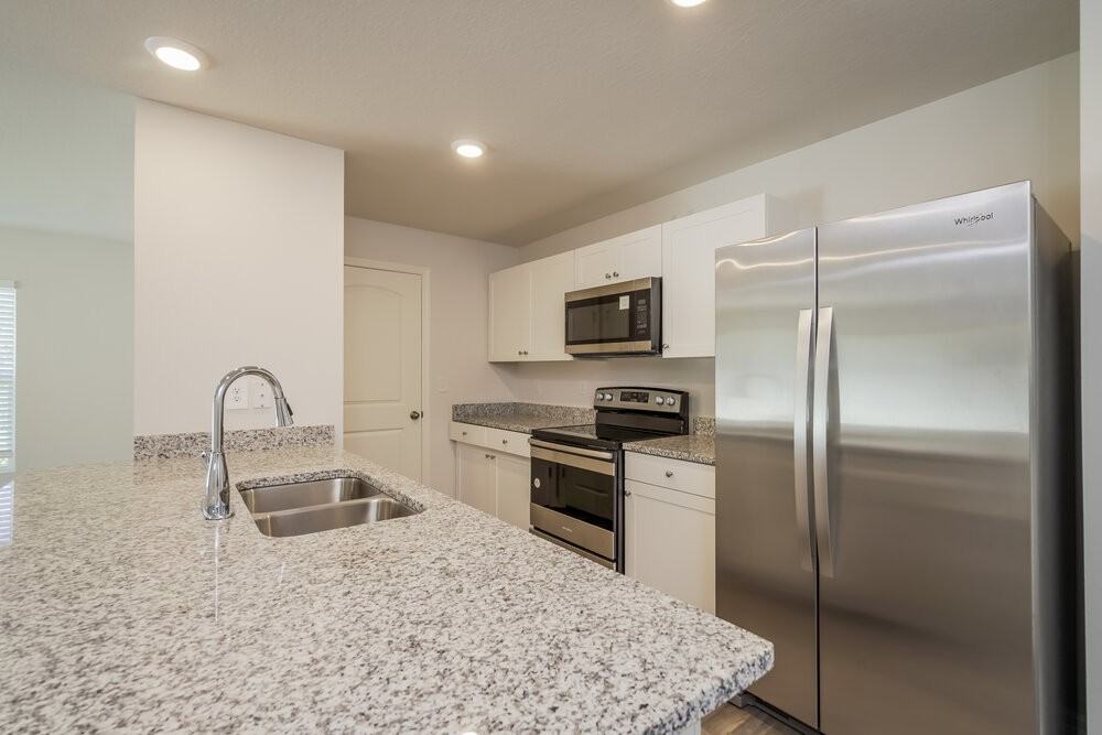 426 Mallard Ln - Photo 6 of 16