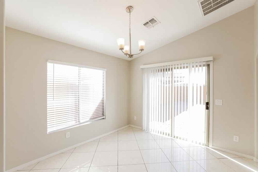 12653 W Surrey Ave - Photo 7 of 16