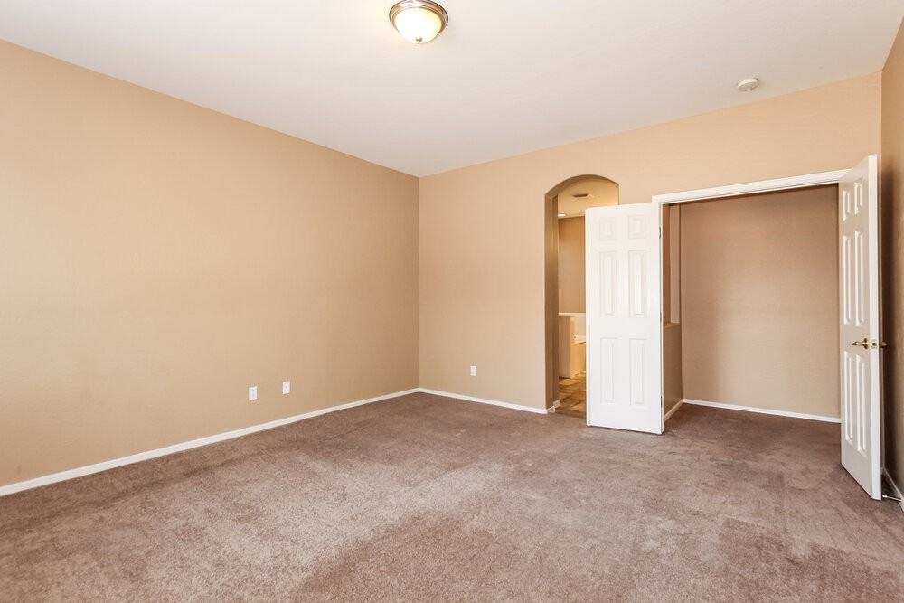 6932 W Briles Rd - Photo 6 of 15