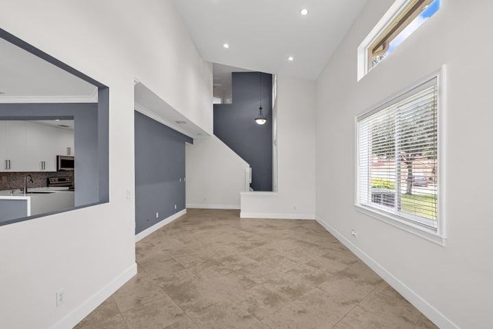 12571 Northwest 57th Court - Photo 6 of 9