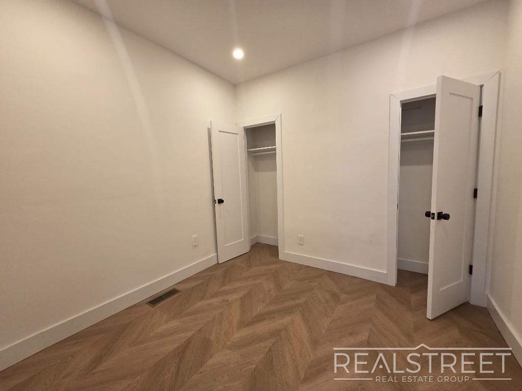 2566 Steinway St #2F - Photo 5 of 14