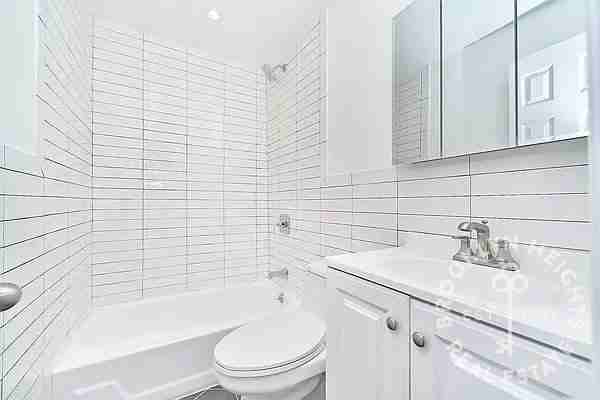 756 Union St #3B - Photo 3 of 5