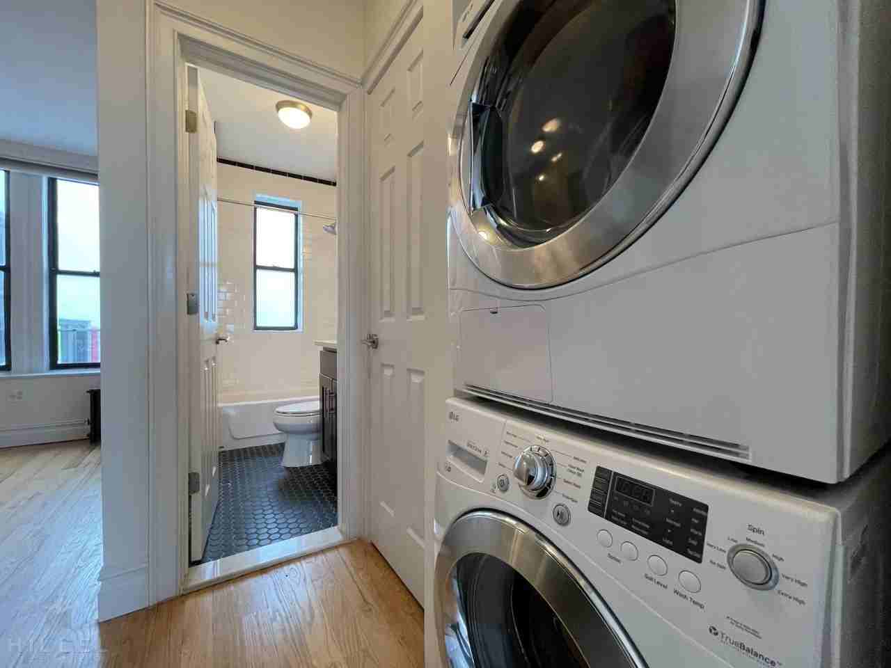 2305 30th Ave #C12 - Photo 4 of 11