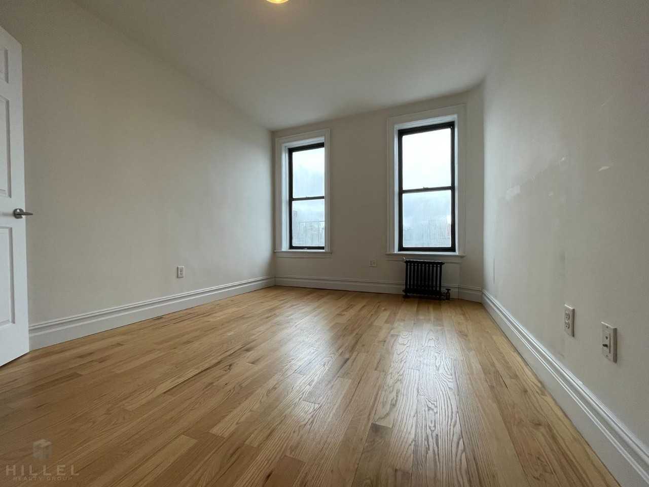 2305 30th Ave #C12 - Photo 5 of 11