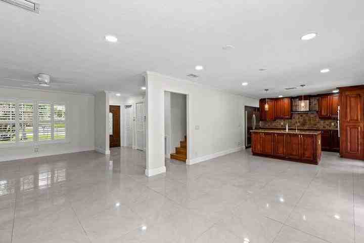 4610 Pine Tree Drive - Photo 3 of 8