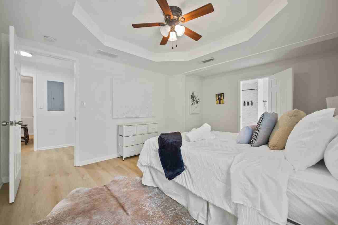 1346 Lorenzo Dr Sw #1609597P - Photo 7 of 24