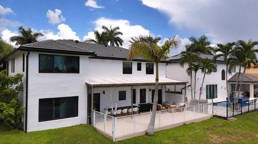 10920 Haydn Drive - Photo 2 of 8