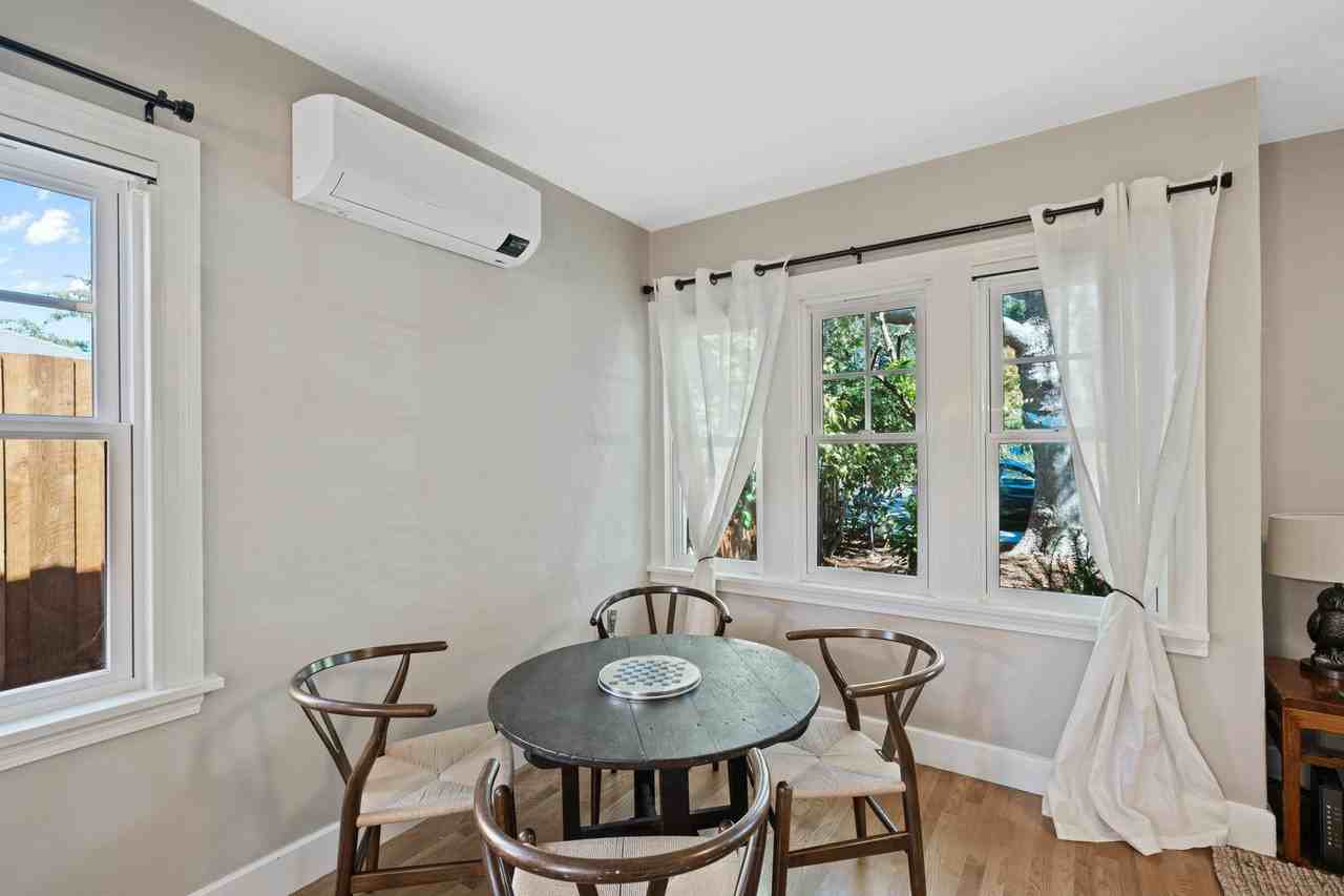 325 1st St - Photo 6 of 29