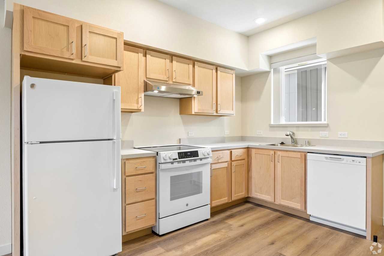 1830 Boxheart Dr - Photo 5 of 12
