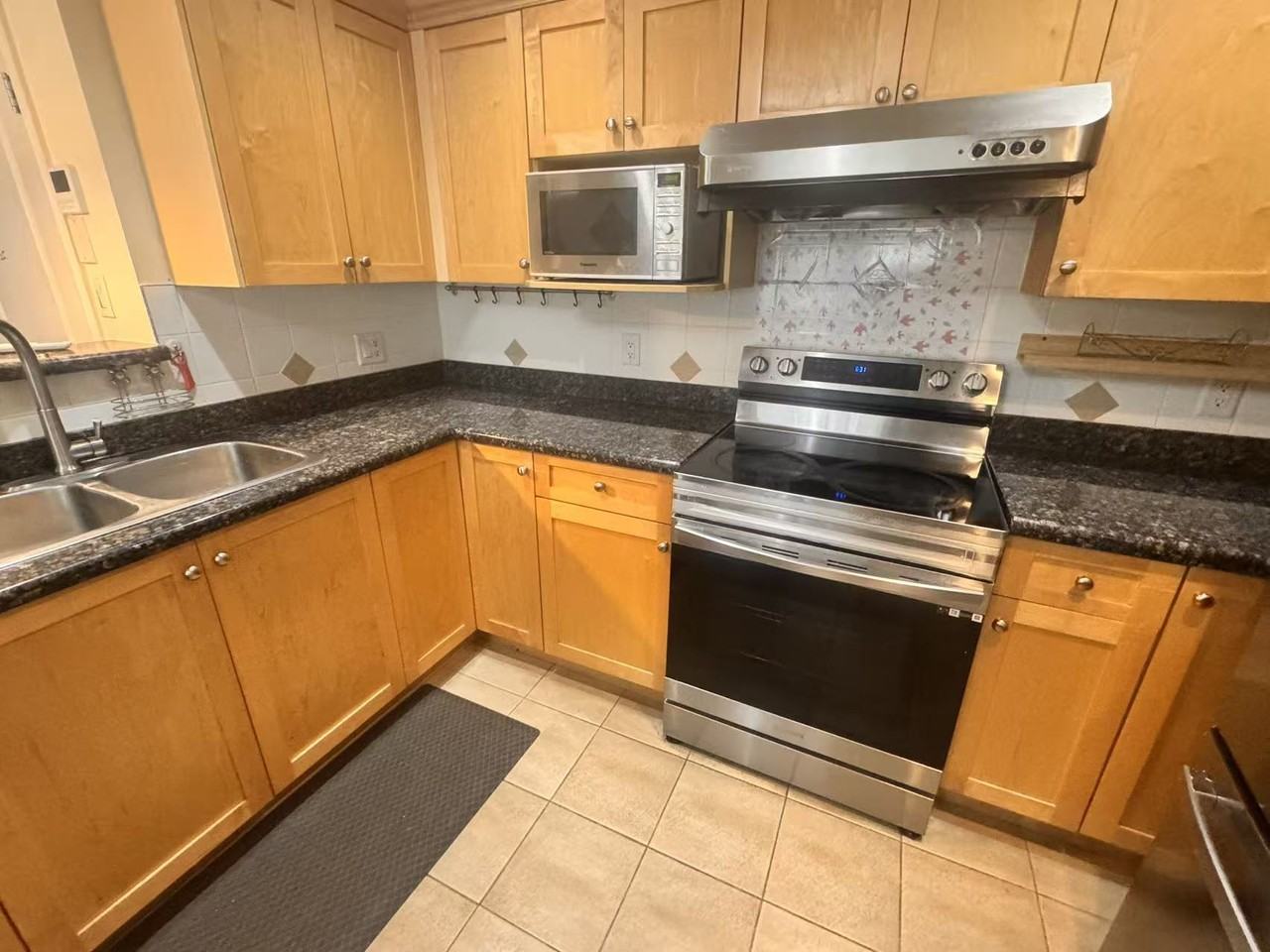 11300 Cambie Road - Photo 2 of 23