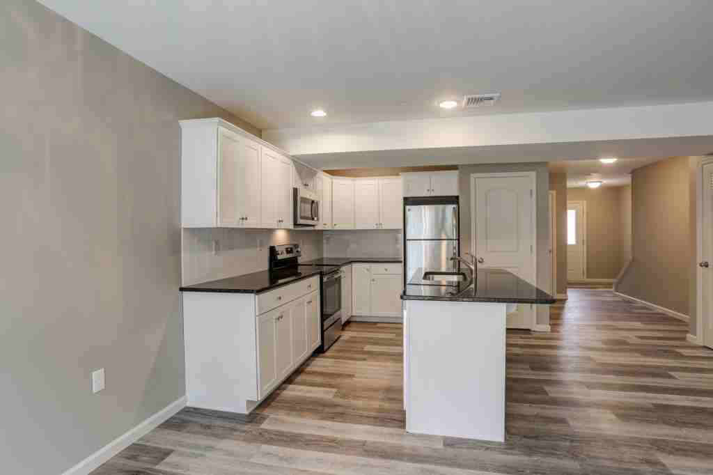 42 Brook Side Dr - Photo 5 of 20