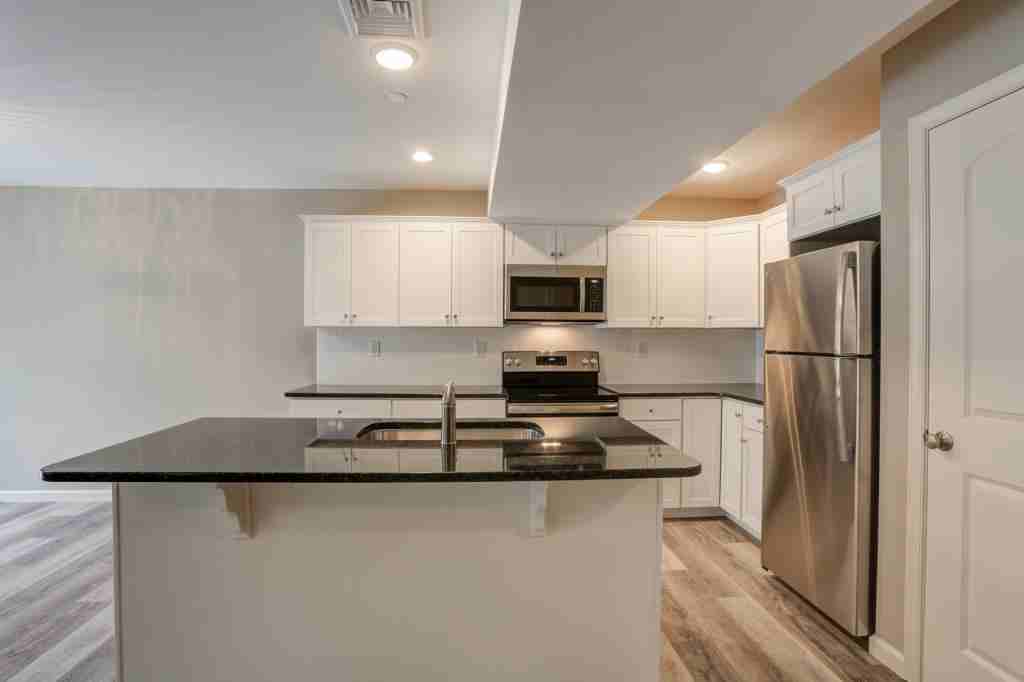 42 Brook Side Dr - Photo 7 of 20