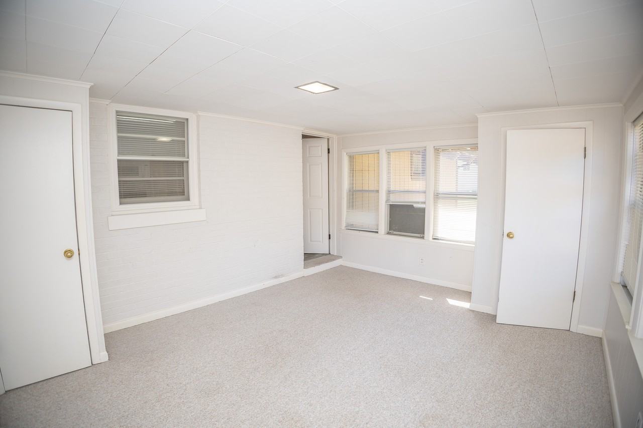 1314 Southwest Blvd #2F - Photo 3 of 23