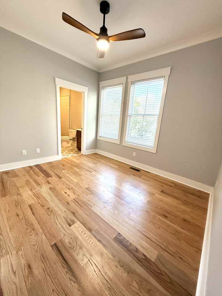2305 Whitaker St #A - Photo 7 of 22