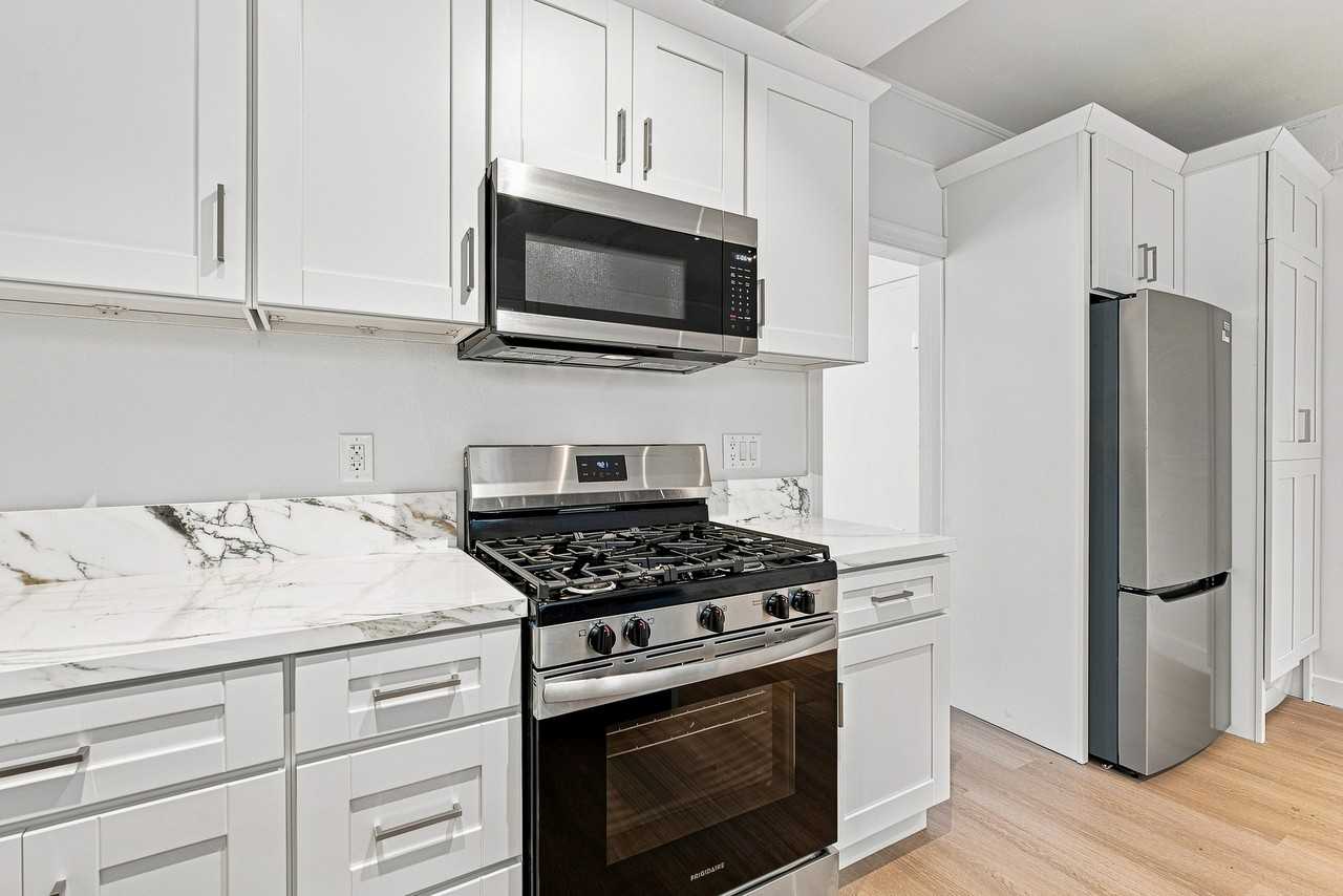 1815 Hauser Boulevard #2 - Photo 3 of 15