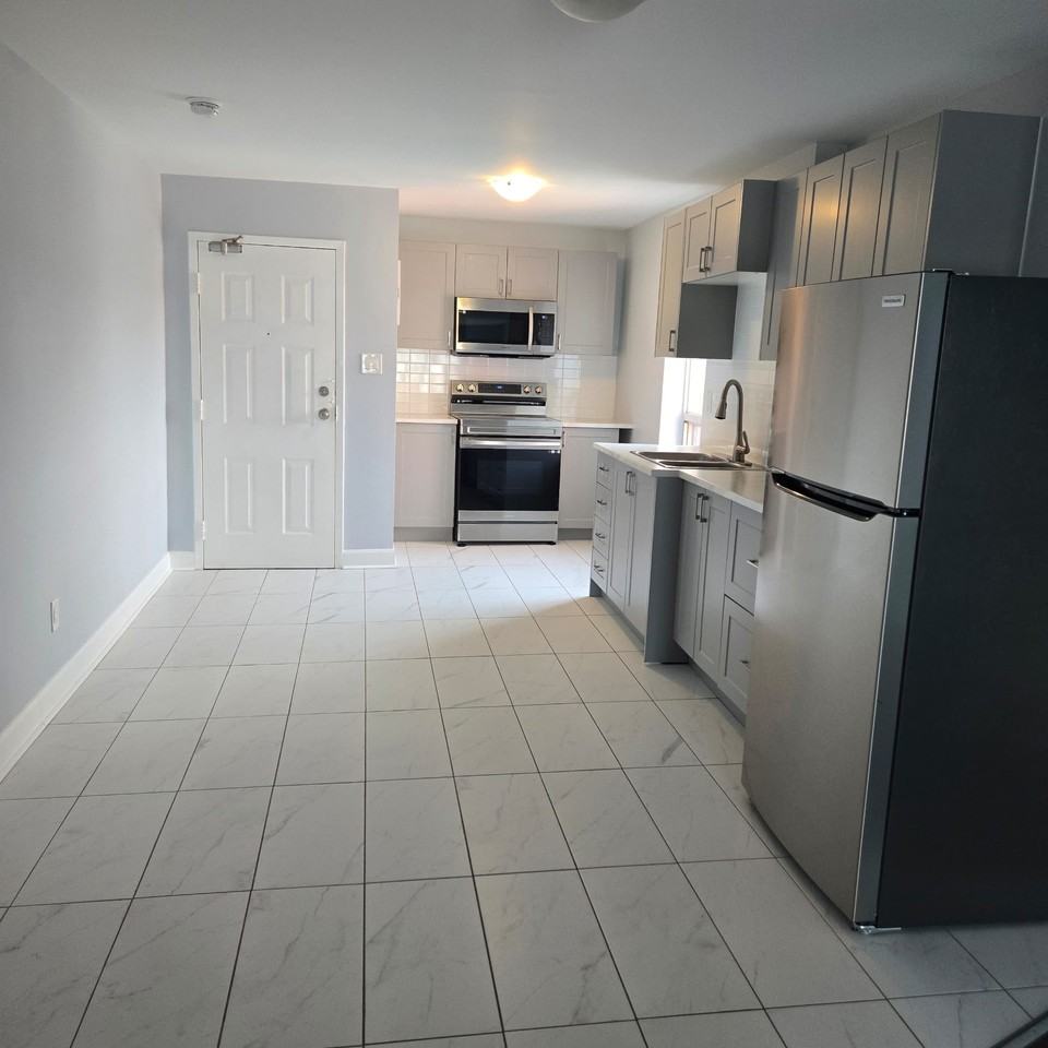 261 James Street North #12