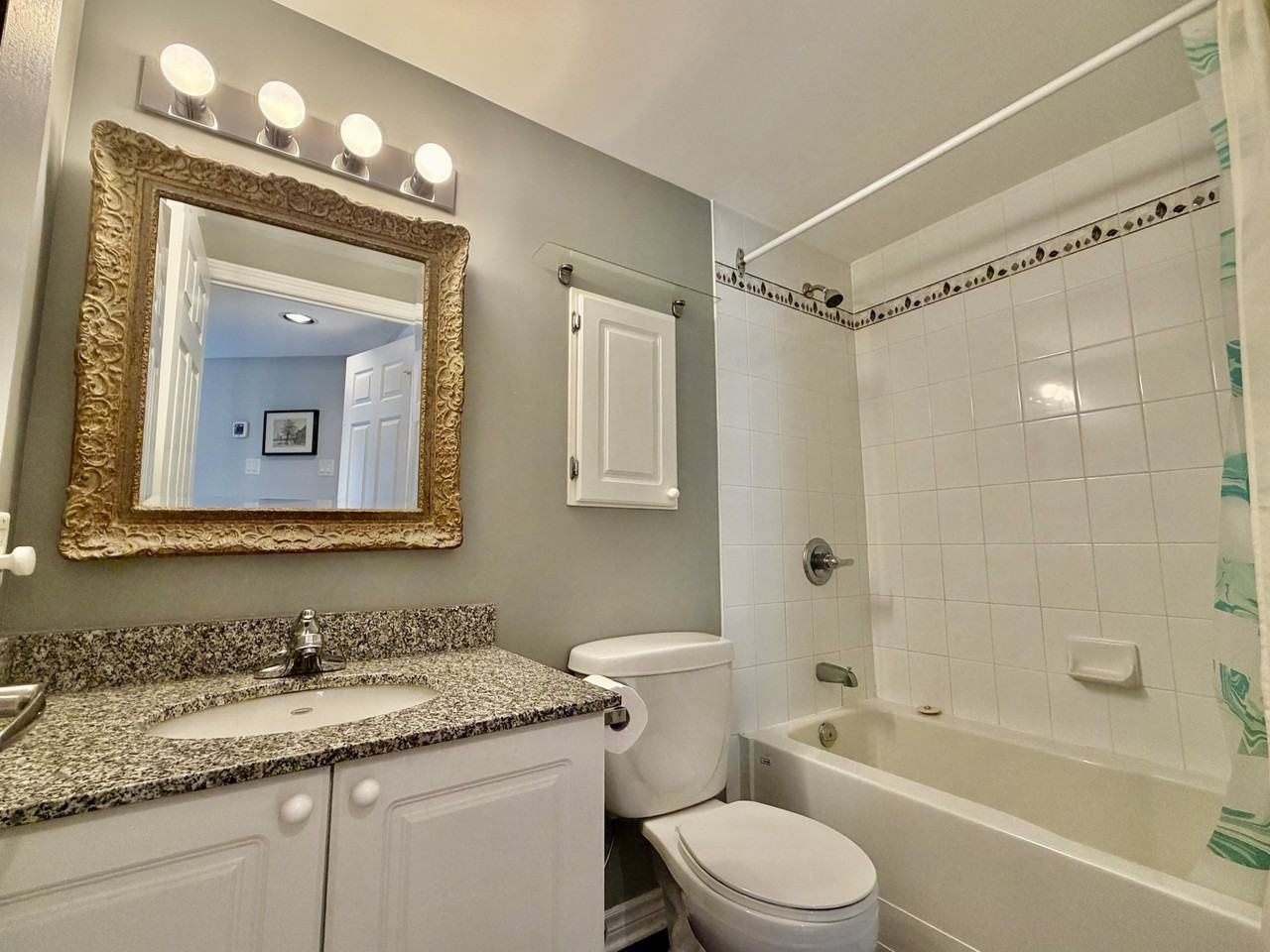 445 Laurier Avenue West #505 - Photo 6 of 22