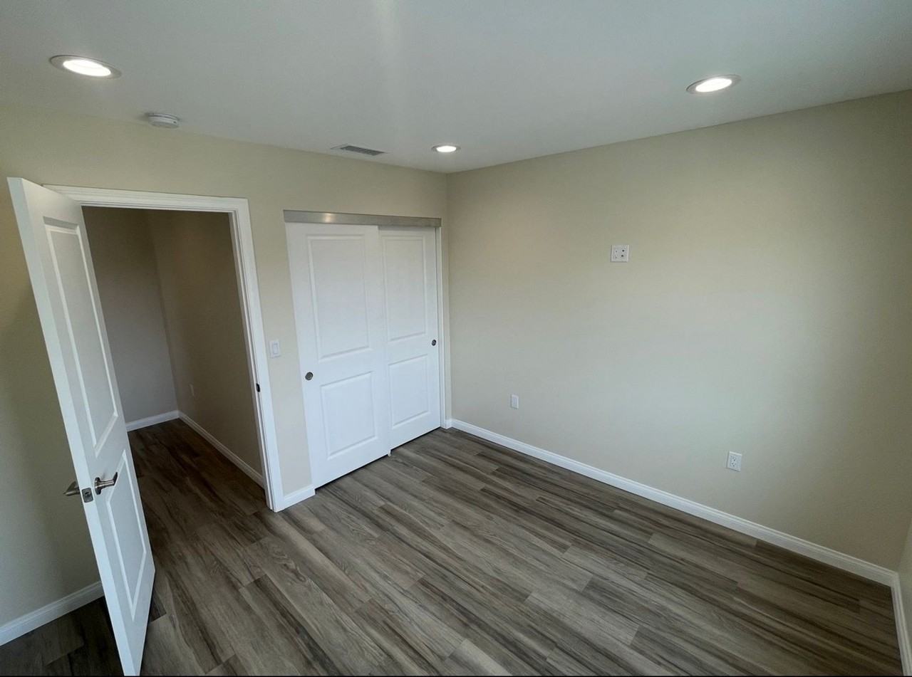 187 Oxford St #1 - Photo 7 of 12