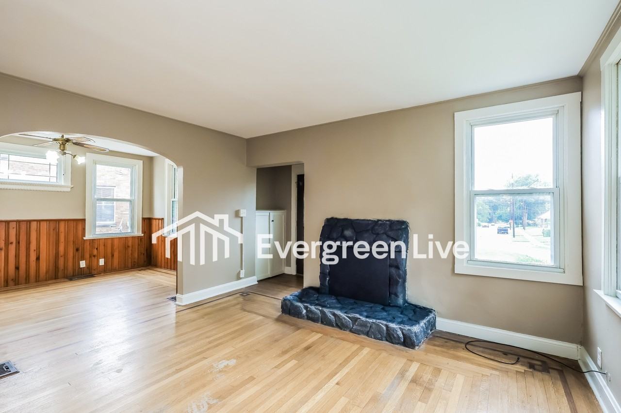 7348 Roettele Pl - Photo 3 of 15