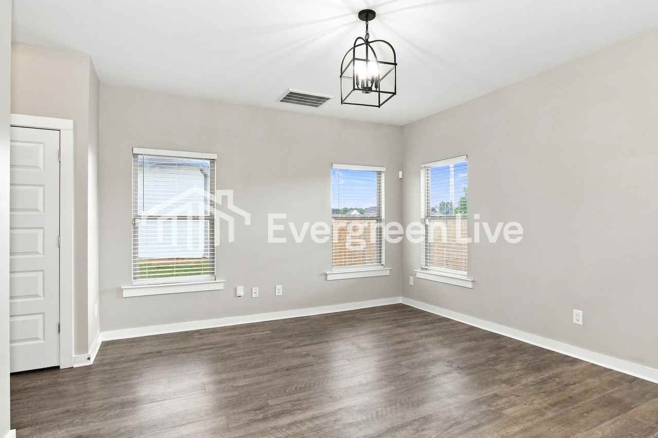 14205 Sugarberry Ln - Photo 4 of 15