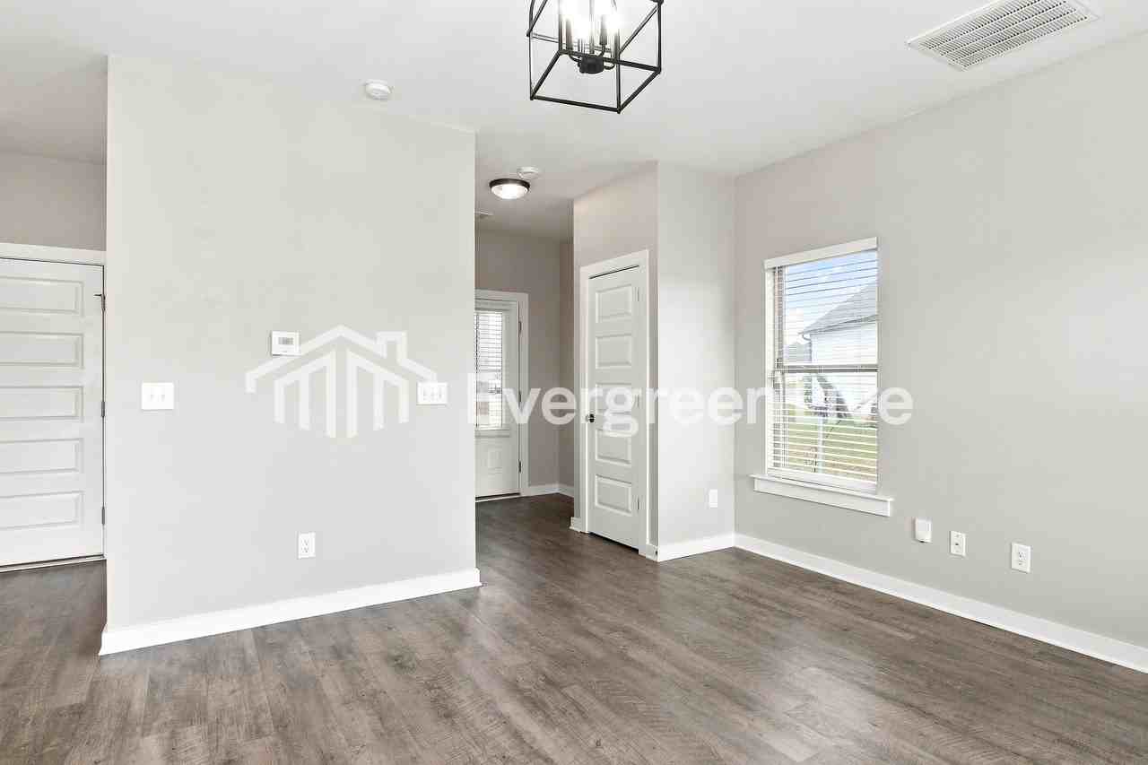 14205 Sugarberry Ln - Photo 5 of 15