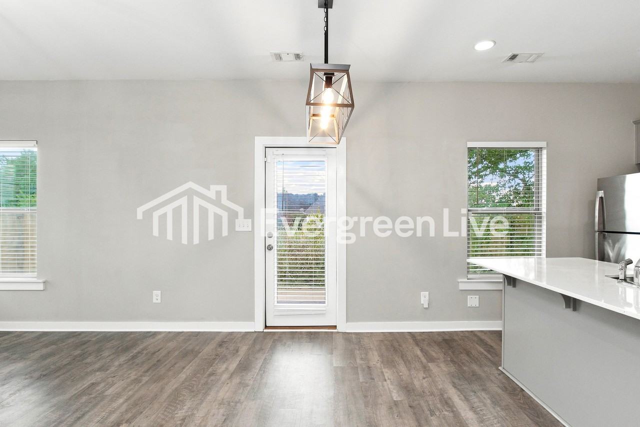 14205 Sugarberry Ln - Photo 7 of 15