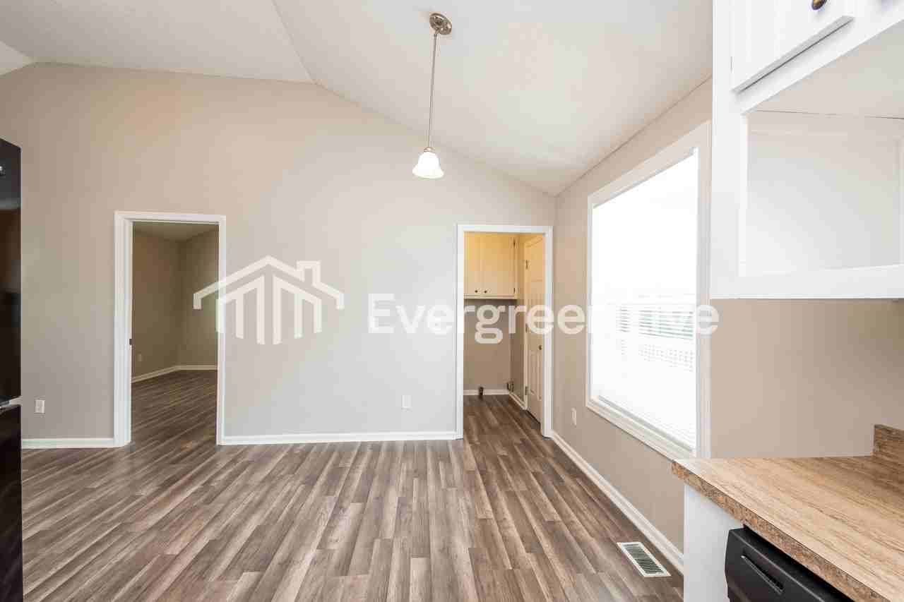 1206 Nazareth Rd - Photo 6 of 15