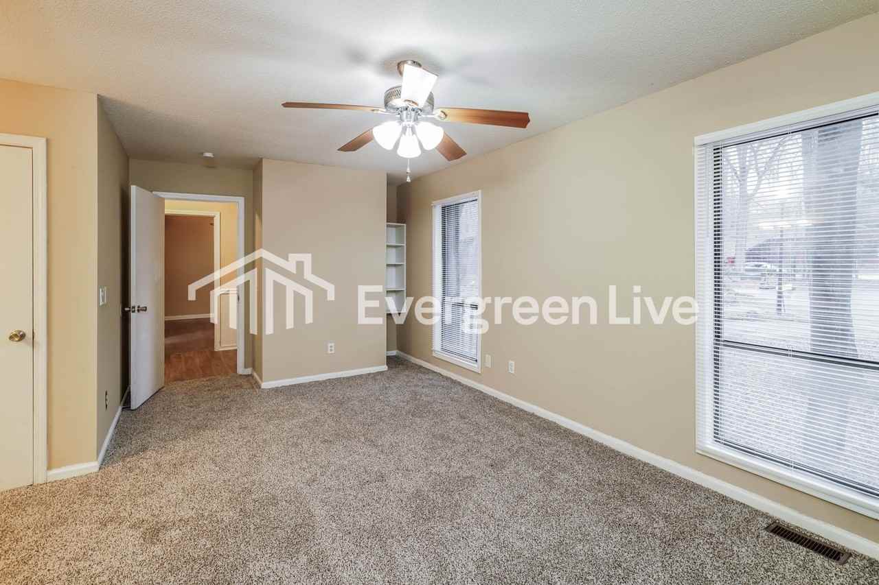 14 S Oak Ct - Photo 7 of 15