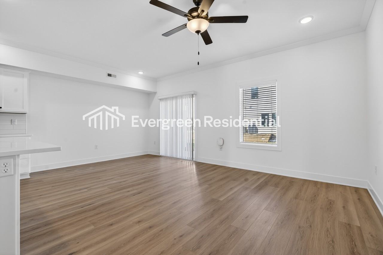 7026 Nw 82nd Ter - Photo 3 of 25