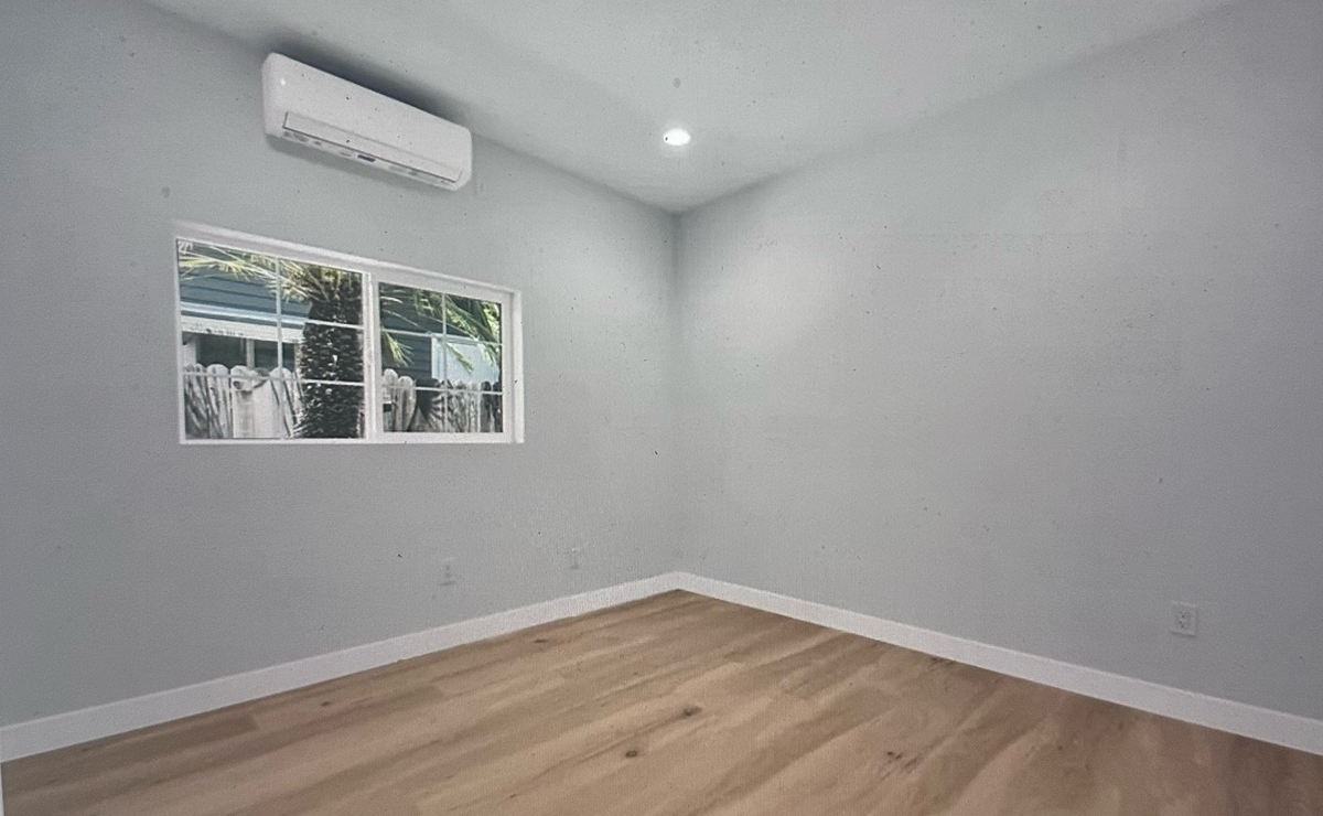 114 N Cornell Ave ##B - Photo 6 of 7