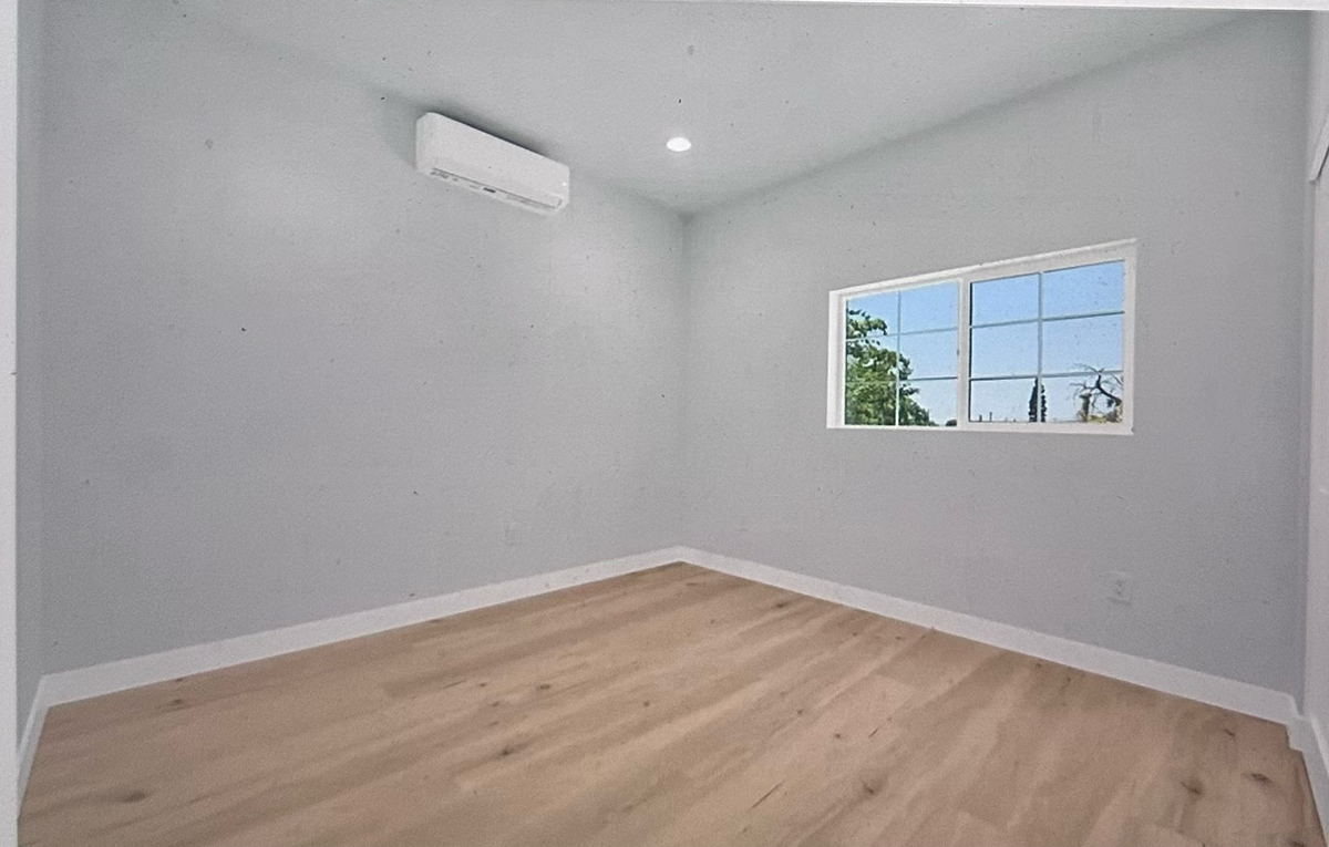 114 N Cornell Ave ##B - Photo 7 of 7