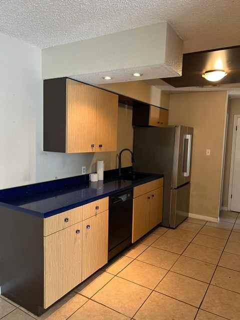 11906 Bell Ave - Photo 6 of 23