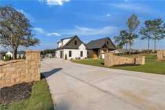 524 Martins Chapel Rd - Photo 1 of 1