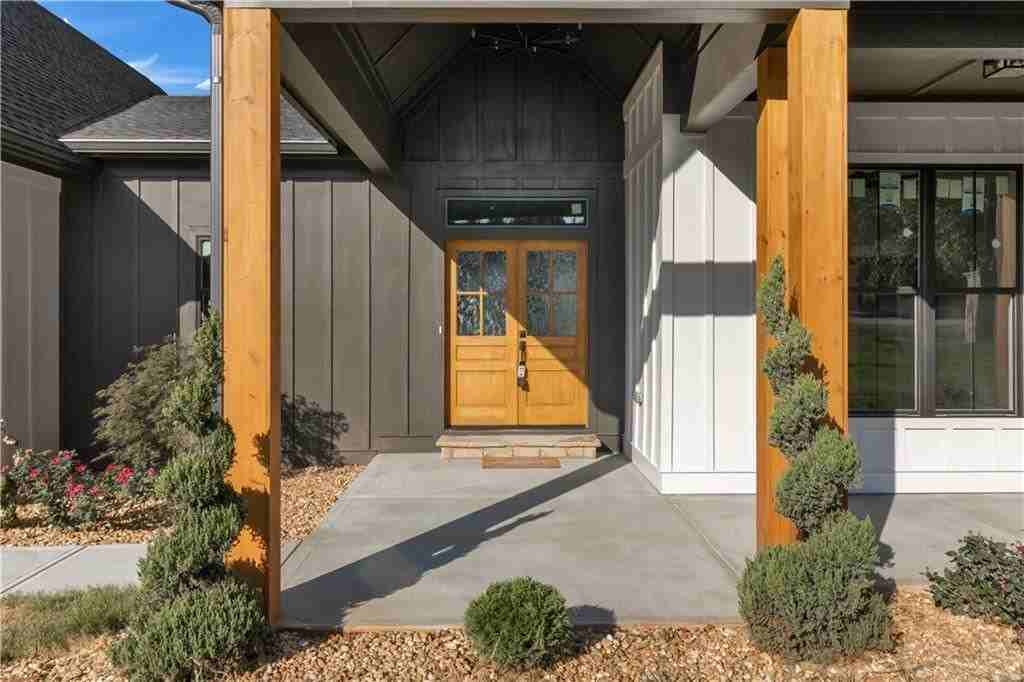 524 Martins Chapel Rd - Photo 5 of 50