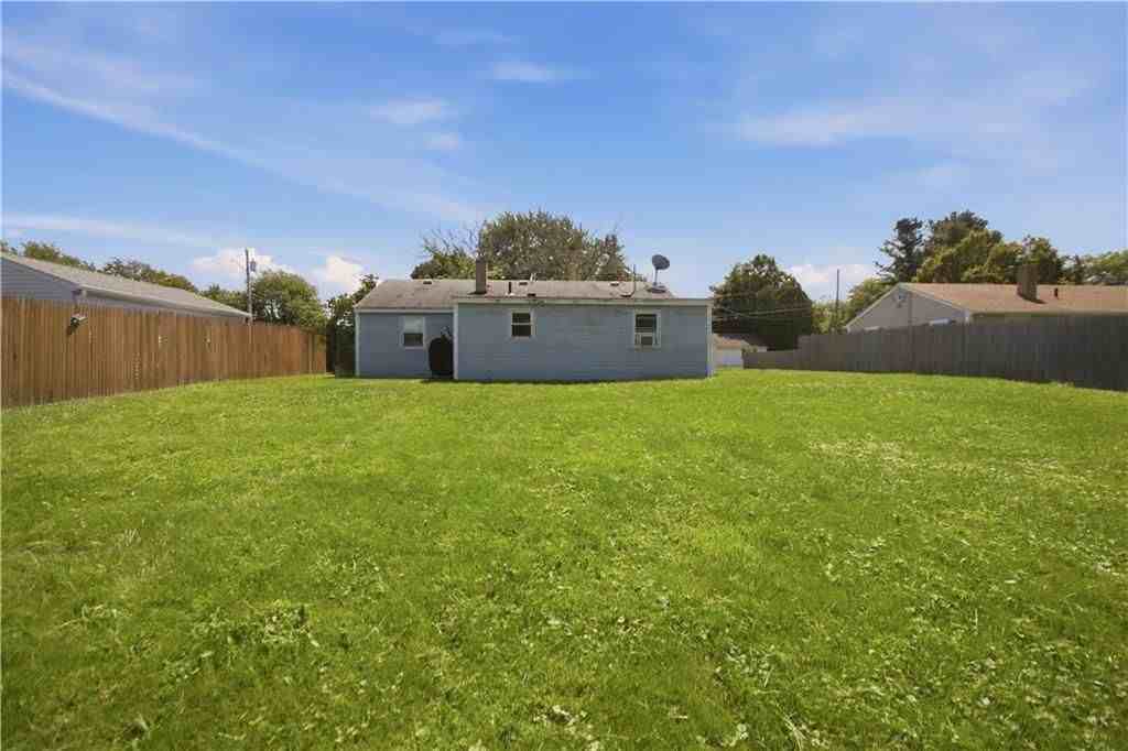 25 Robin Dr - Photo 4 of 27